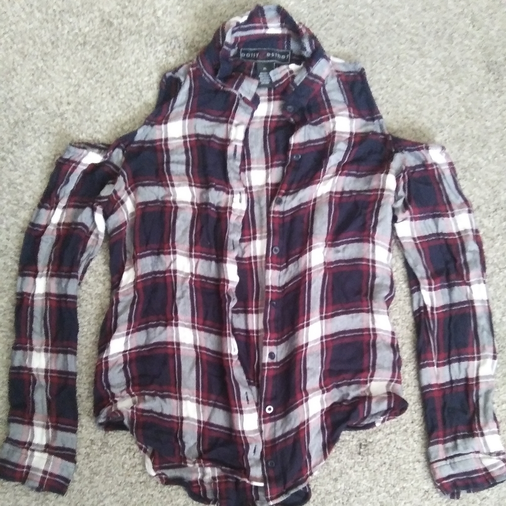 Cold shoulder flannel